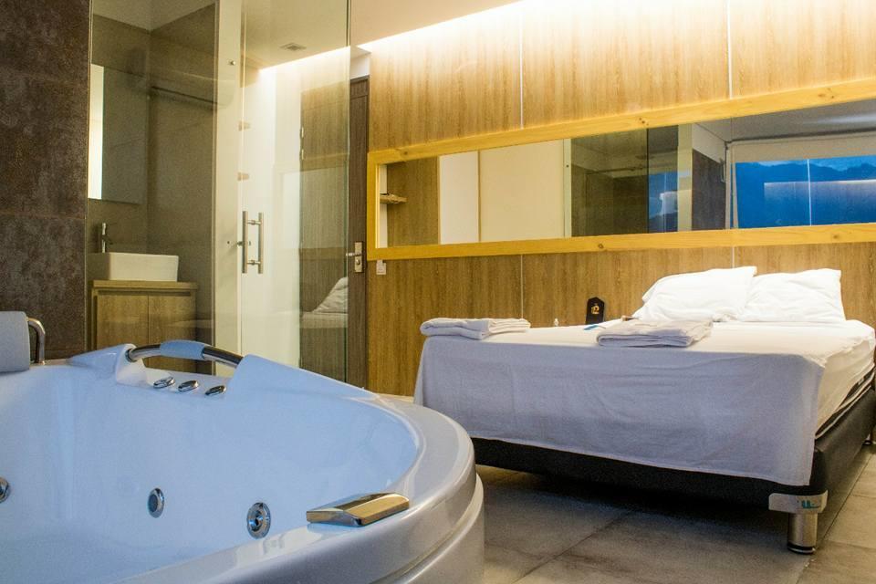 Hotel Piso 12 Белло Екстер'єр фото